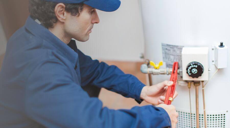Expert burst pipe repair services in Pesotum, IL